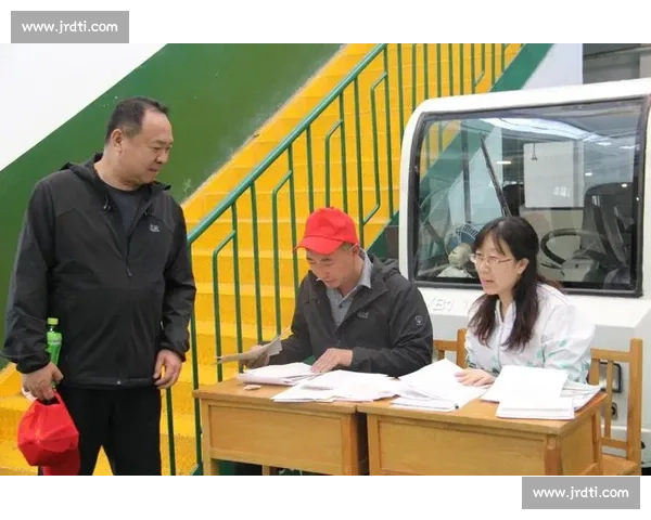 激发团队精神与拼搏意识的年度体育竞赛全面回顾与分析